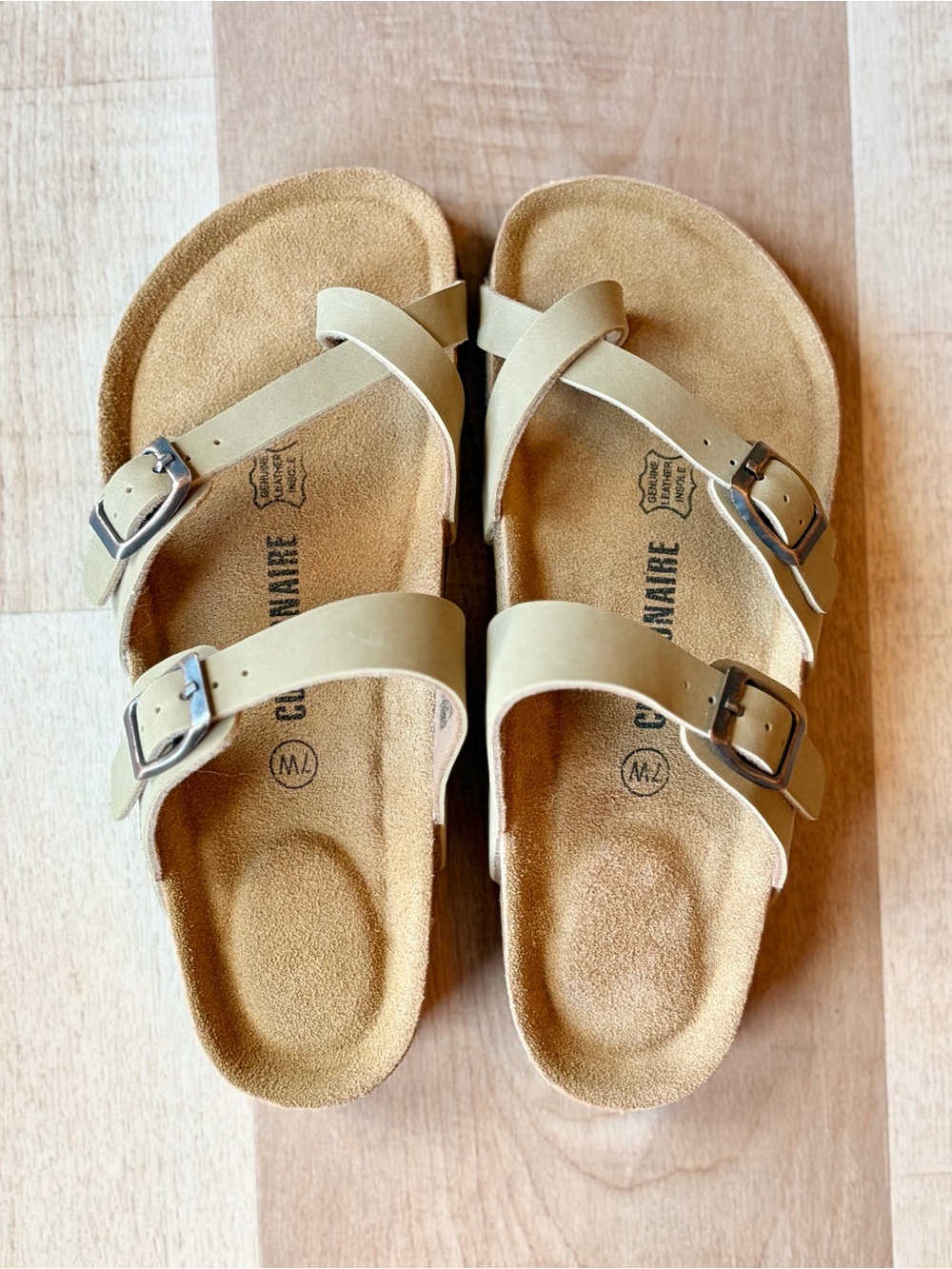 Women’s Cushionaire Luna Cork Footbed Beige Double-Buckle Sandals Size 7